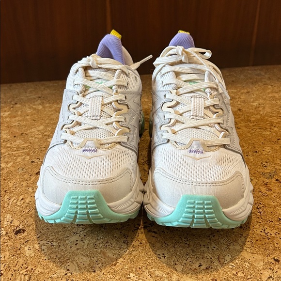 NWOT Hoka Anacapa Breeze Low Trail Hiking Shoes in Alabaster/Mint, Size 8 - Picture 5 of 10